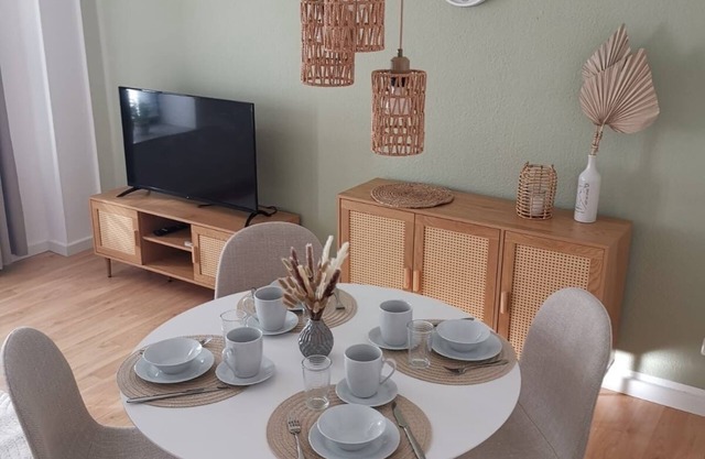 City apartment with parking space and bicycle shed! Only 300m to the city harbor