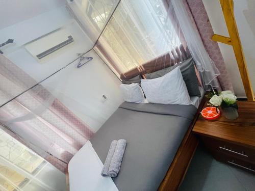 City Beach studio apartment-Free WiFi