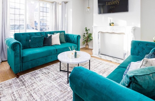 City Centre-Free Parking-Sleeps 7