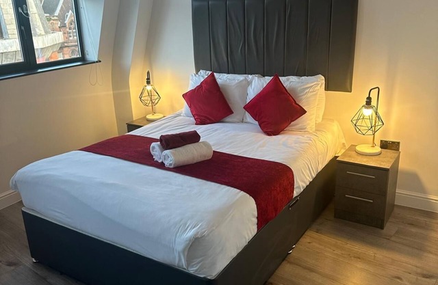 City Centre Two Bedroom Apartment Liverpool