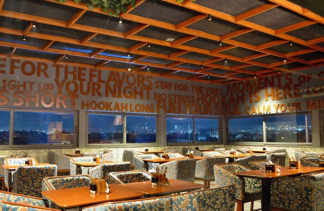 City Lake Hotel