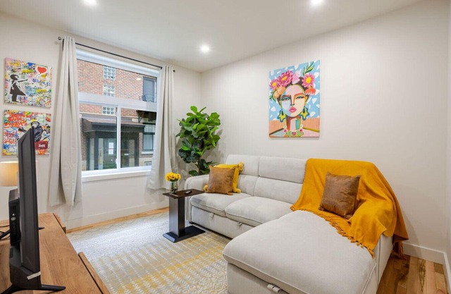 City Verve Modern 2BR in NDG MTL