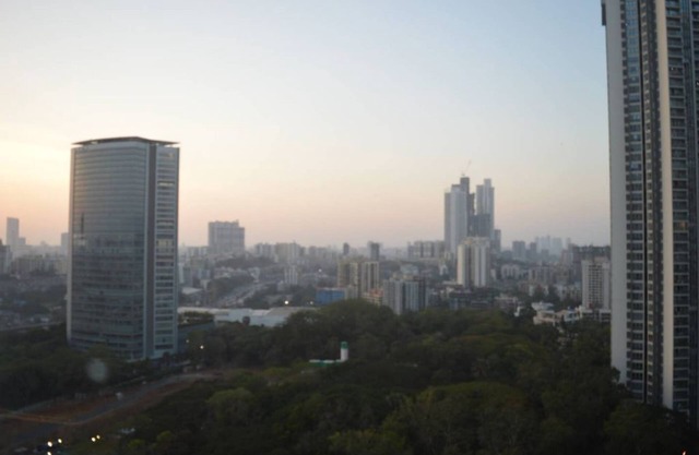 City View Premium à Esquire - Oberoi Garden City