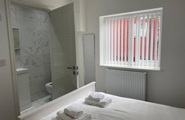 CityBreaks Rooms with Free Parking - Deluxe Double Room