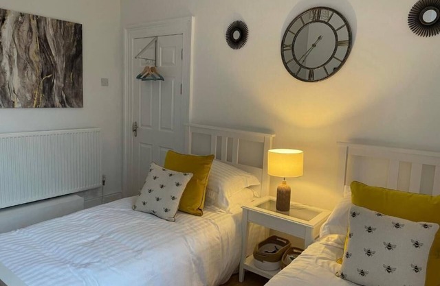CityStays Rooms with Free Parking - Double or Twin Room