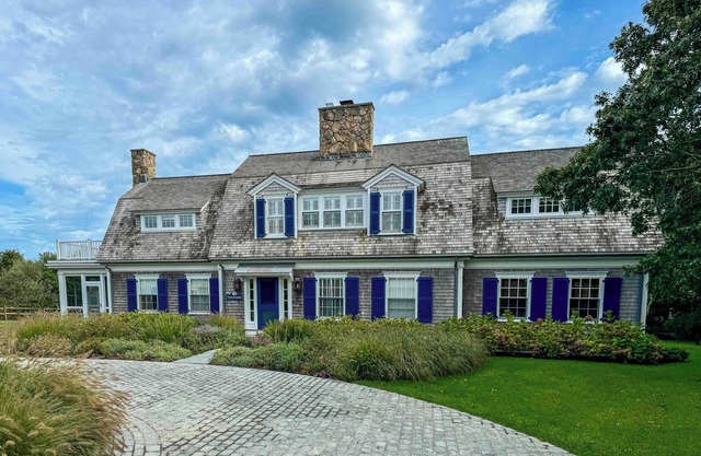 Classic Coastal Elegance in the Katama Bay area