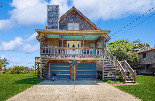Classic home with sound & marsh views, hot tub, decks - near beaches/lighthouse