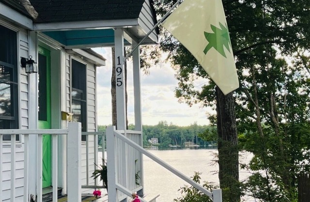 Classic Maine Waterfront Cottage sur le lac des Highlands Windham / Falmouth