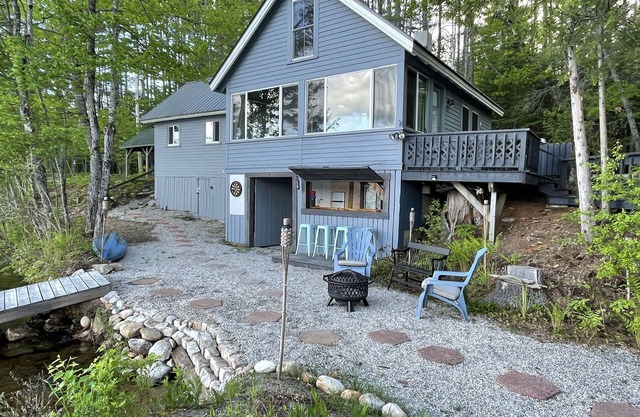 Classic Maine Waterfront Cottage weekly summer rental Saturday check-in only