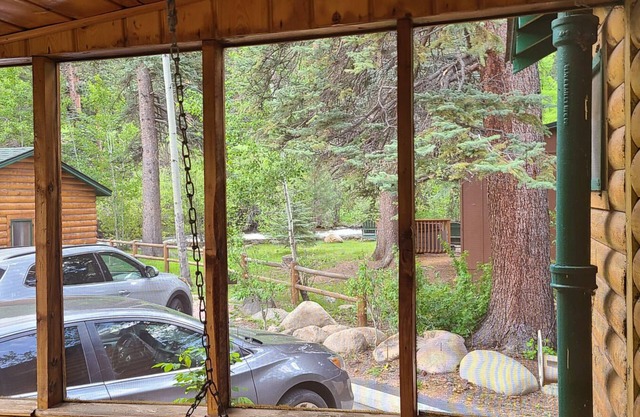 Classic River View Cabin