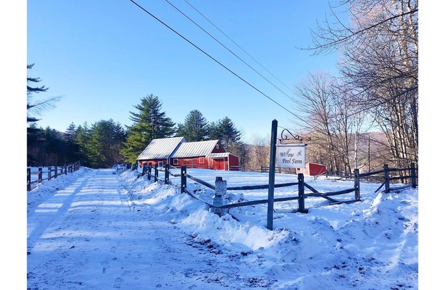 Propriété agricole classique du Vermont sur 160 acres avec vue imprenable et propriété