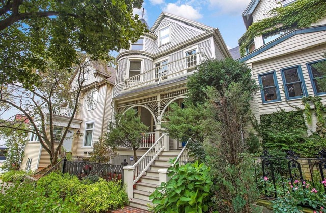 Classic Victorian with modern amenities in the heart of Downtown Milwaukee