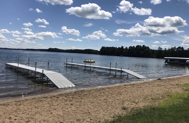 Propriété de bord de mer chic sur le lac Metonga