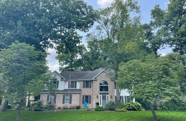 Location week-end chic Notre Dame avec 4 chambres dans un beau quartier de Granger accès facile à ...