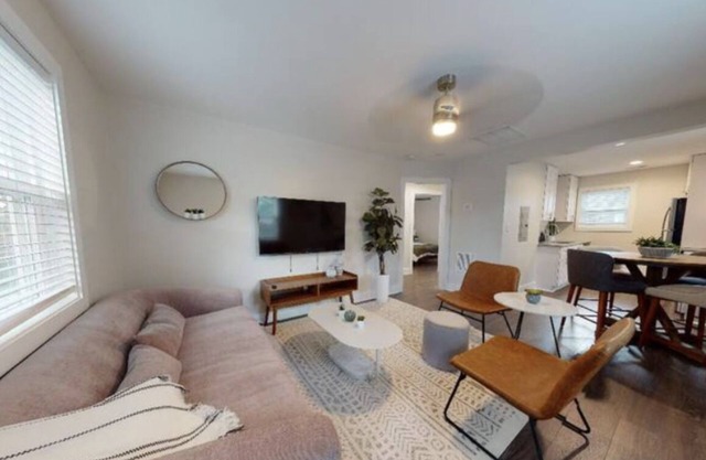 Classy & Stylish 2 Bedroom near NoDa, by Mansion™