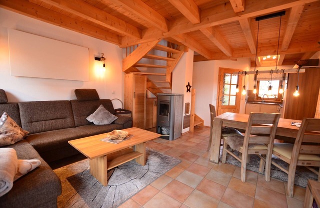 Claudia - cozy vacation home at the Lechsee, Allgäu, Swedish stove, W-Lan, garden