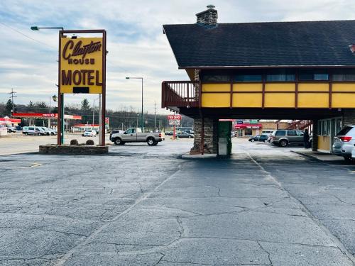 Clayton House Motel