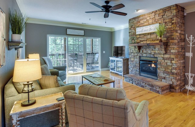 Clayton Resort Getaway w/ Pool Access, Pickleball!