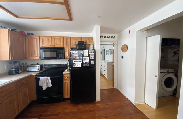 Clean and Convenient Private Room in Park City Condo