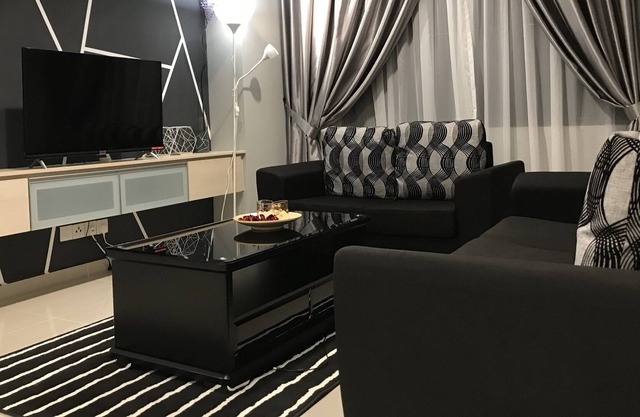 Appartement 3R2B propre et confortable pour 6 personnes près des grottes de Batu, FRIM