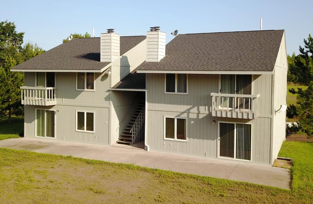 Condo d'été propre, confortable et calme