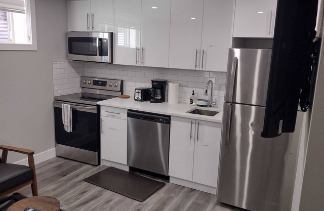 Clean Cozy 1 Bedroom charming legal basement suite in a peaceful Environment