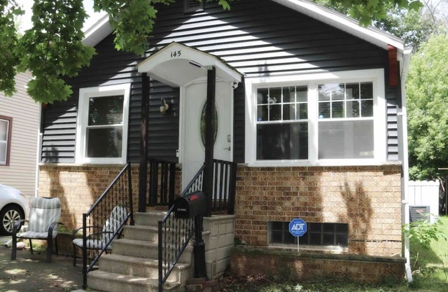 Clean, Cozy, Efficient Studio at a price you cant beat!
