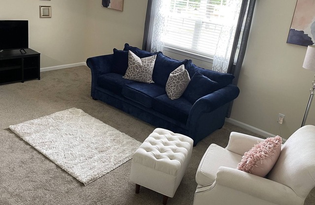 CLEAN NICE AND COZY GETAWAY!!