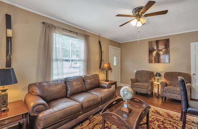Clean Safe Comfortable Housing - Cozy Cottage