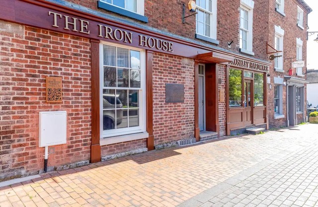 Clenchacre Mews a Luxury Apartment on the High Street in Broseley Shropshire