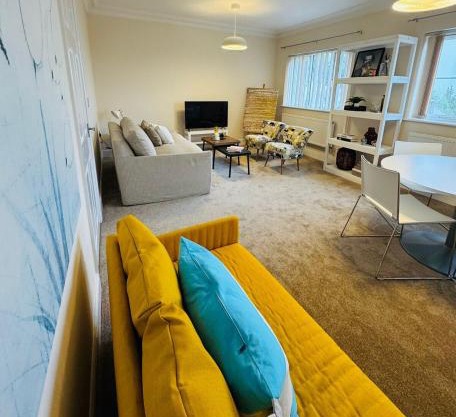 Clevedon House
