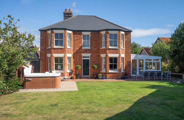Cleveland House | Winterton Cottages