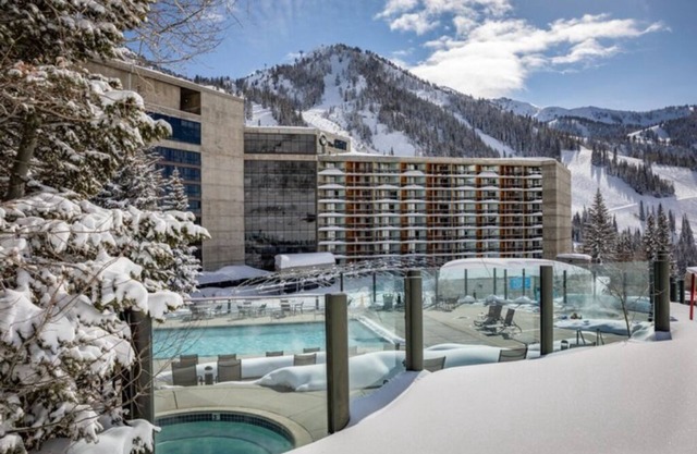 Cliff Club, Snowbird, UT, sleeps 2-6, one week only March 13-20, 2026 Plus spa