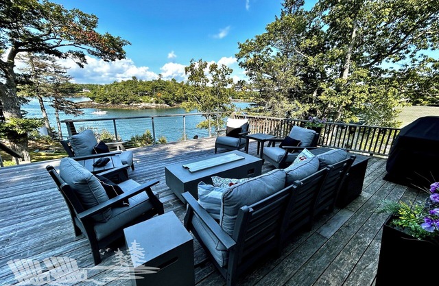 CLIFF COTTAGE | TOWNSEND GUT | 4 Bed, 2.5 Bath
