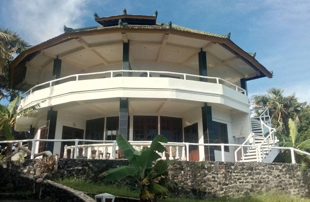 Cliff House on Bali est unique, au-dessus de l'océan, au son des vagues - Unité 2