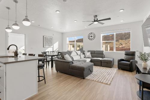Cliff Side Retreat condo