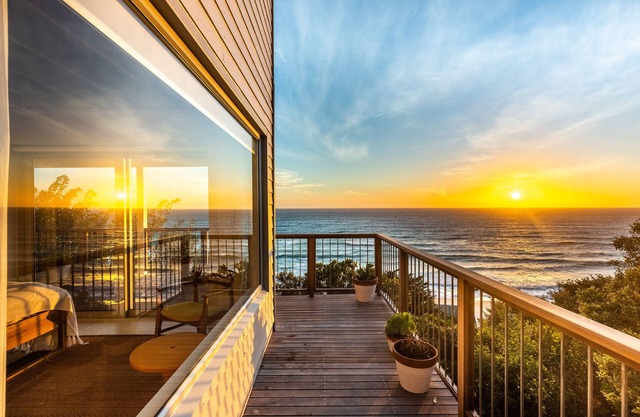 Cliffhanger Misty Cliffs: 3 chambres, 2. 5 salles de bain sur la plage de luxe sur la plage Bungalo