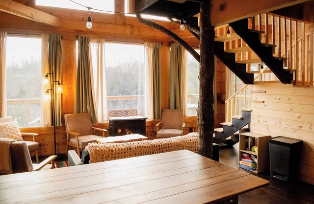 Cliffside Cabin, 50 Acres Near Red River Gorge