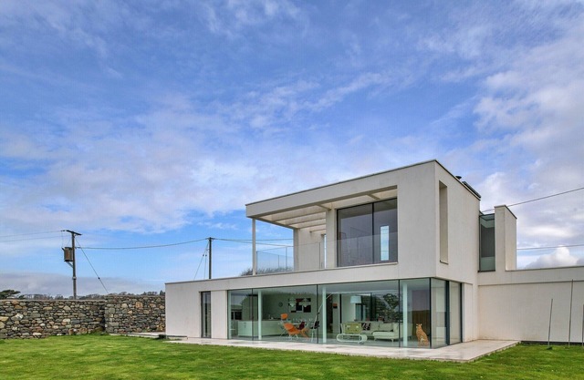 Maison de vacances au sommet d'une falaise près de la plage, Sans dépôt