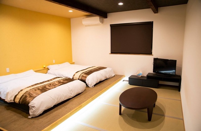 Climb Inn Cocomo 202 / Sumoto City Hyōgo