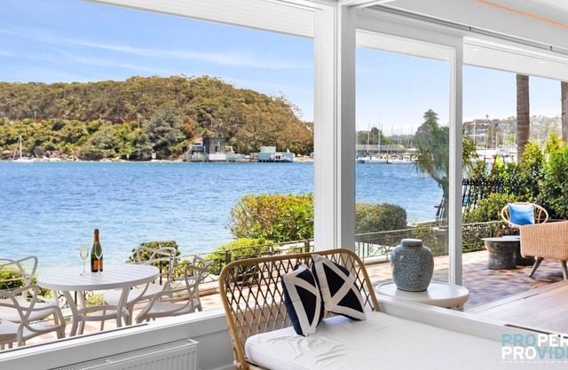 Clontarf Beachfront Cottage