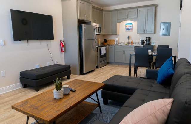 🔥 CLOSE 2 WATERS ❤️ | SLEEPS 4 W/ W+D +NEAR CASINOS