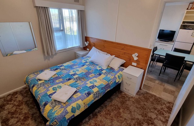 Close to Beach, Harbour Marina, Country Club, Golf Course, Restaurants, Cafes