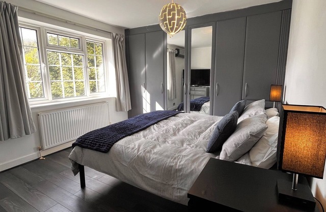 Close to Beaches and the New Forest - 3-bedroom house - pet and child friendly