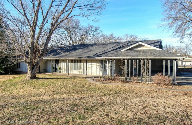 Close to Coler Trail, Downtown Bentonville, and Crystal Bridges