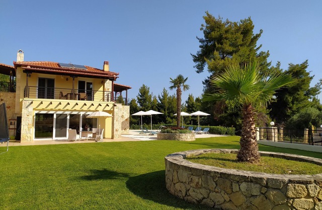 Près de la plage, vue sur la mer, piscine privée, vélos électriques, endroit calme