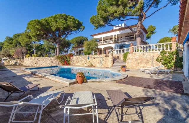 Club Villamar - Jolie villa avec piscine privée, jardin, terrasse et de très belles vues sur la r...