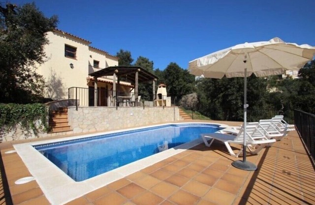 Club Villamar - Villa espagnole Argonne pour toute la famille avec piscine privée, une terrasse e...