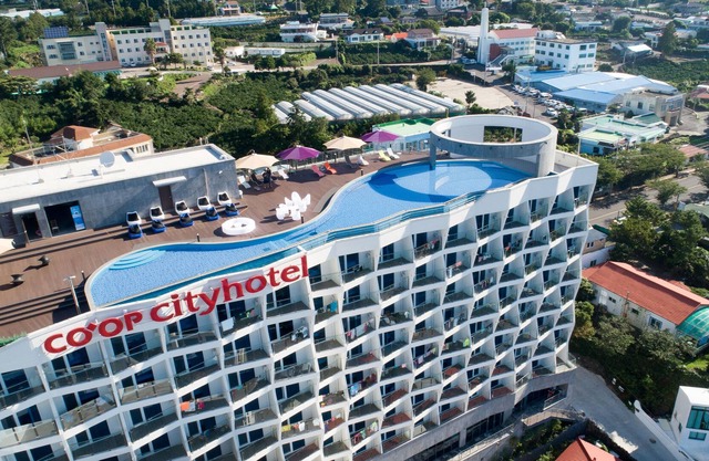 Co-op City Hotel Harborview
