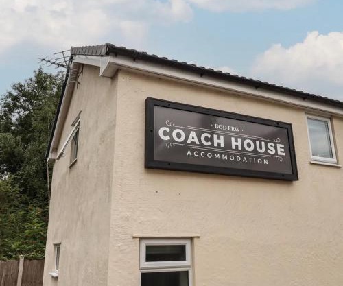 Coach House 2